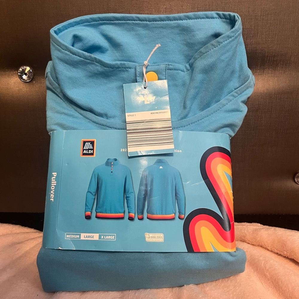 Aldi’s 2023 Collection Pullover